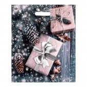Новогодний пакет с принтом в виде подарков и вырубной ручкой (45х38 см) - Сима-Ленд - купить с доставкой в Серпухове