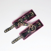 Черные кожаные наручники с розовой строчкой - Crazy Handmade - купить с доставкой в Серпухове