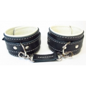 Оковы на руки со светлым подкладом - БДСМ Арсенал - купить с доставкой в Серпухове