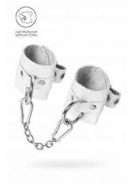 Белые мягкие кожаные наручники с люверсами - Pecado - купить с доставкой в Серпухове